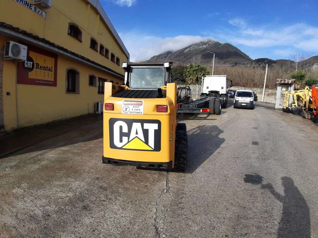 CATERPILLAR 226B3 skid steer - Photo 19